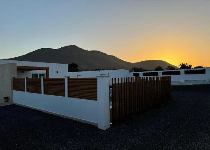 Villa Mirafonso- Piscina Privada A 10 Min De La Ciudad *